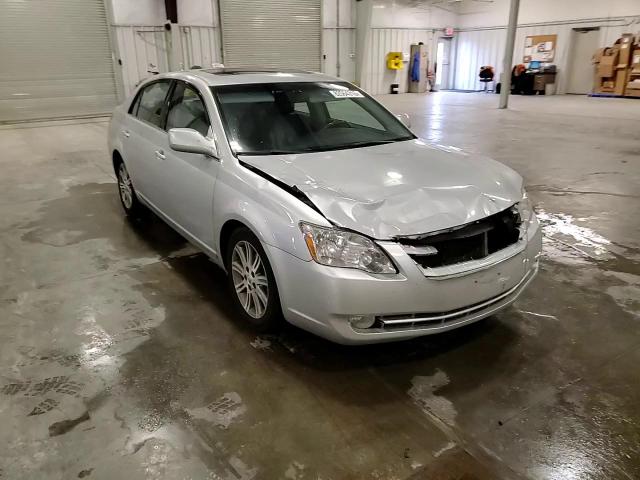2005 Toyota Avalon Xl VIN: 4T1BK36BX5U047156 Lot: 82564315