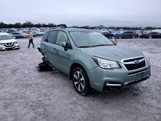 2017 Subaru Forester 2.5I Premium VIN: JF2SJADC6HH522002 Lot: 89885995