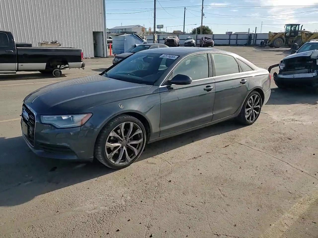 Фото: WAUGFAFC6DN153976