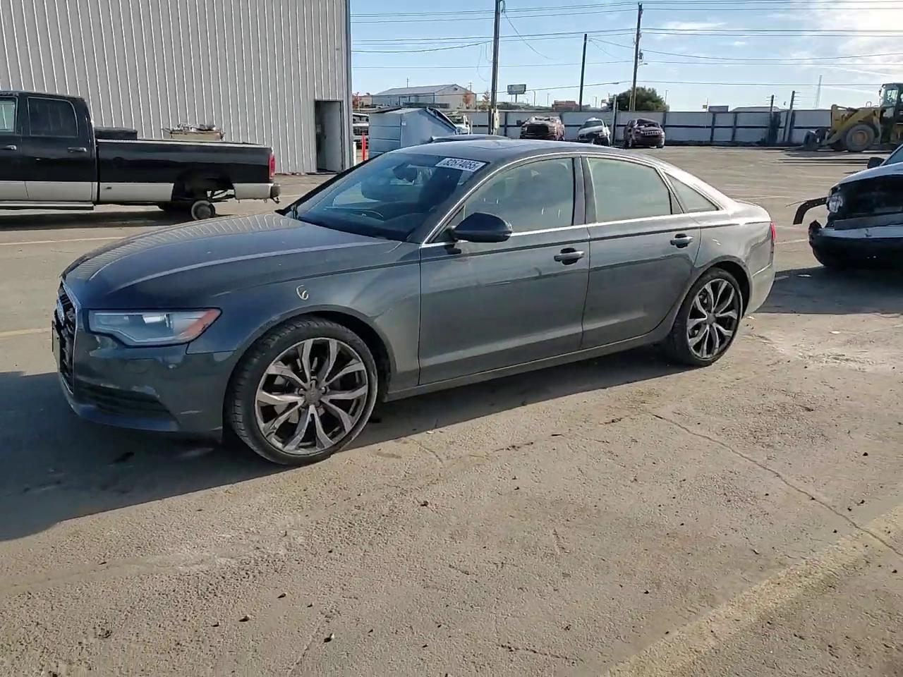 Фото: WAUGFAFC6DN153976