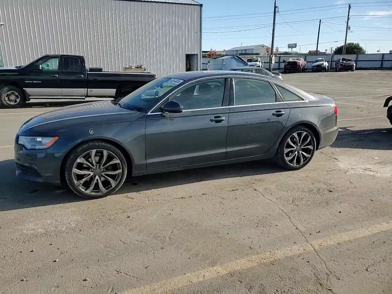 Фото: WAUGFAFC6DN153976