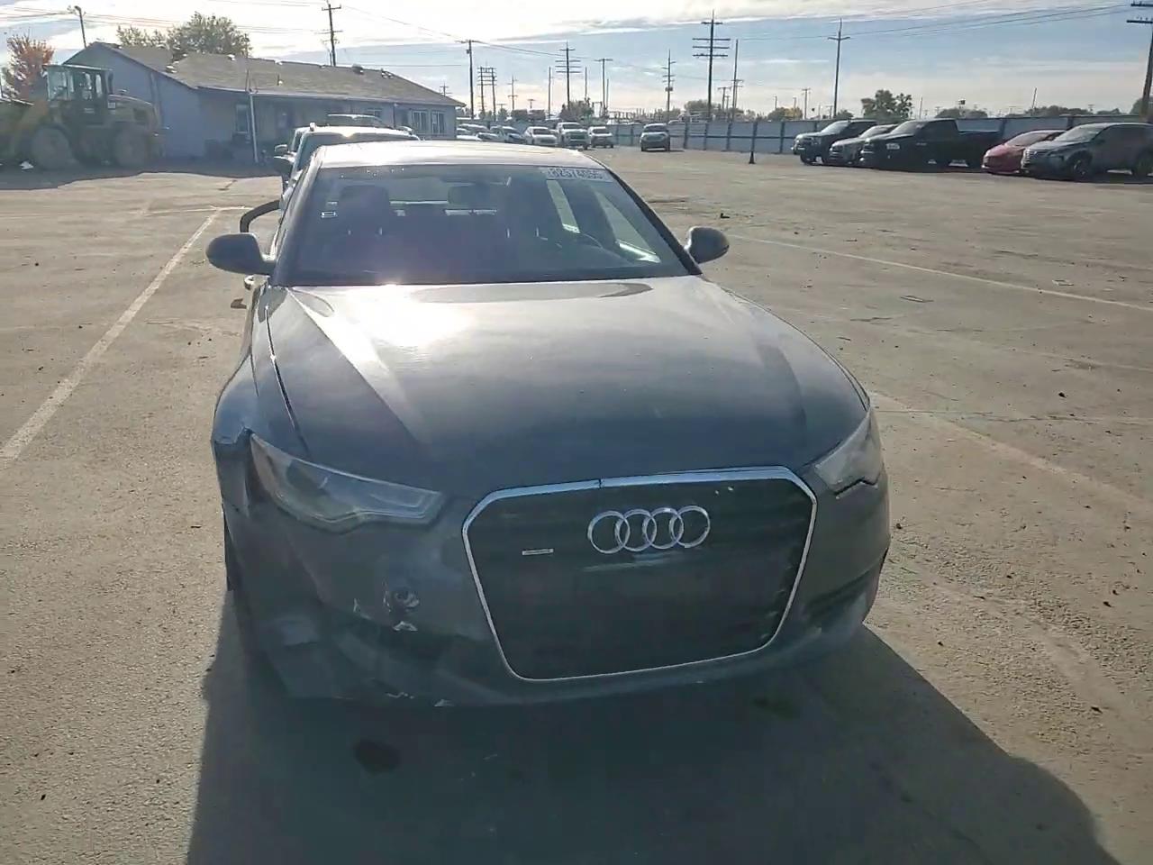 Фото: WAUGFAFC6DN153976