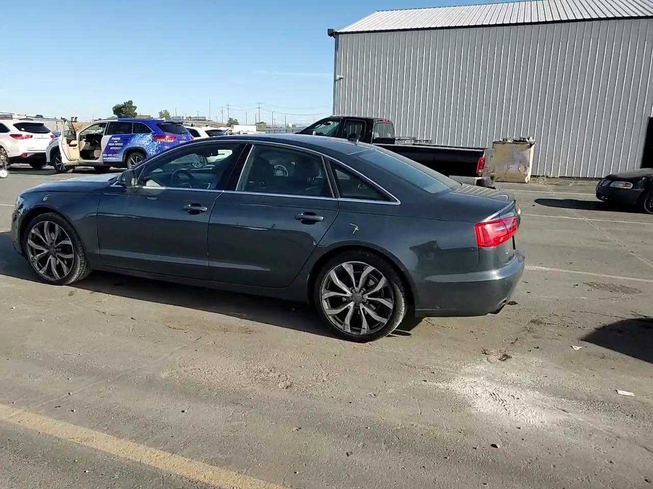 Фото: WAUGFAFC6DN153976