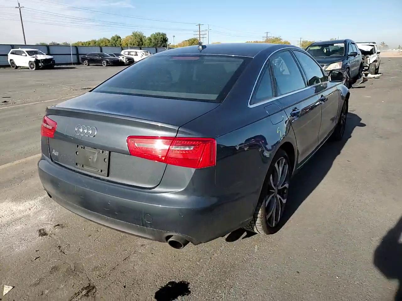 Фото: WAUGFAFC6DN153976