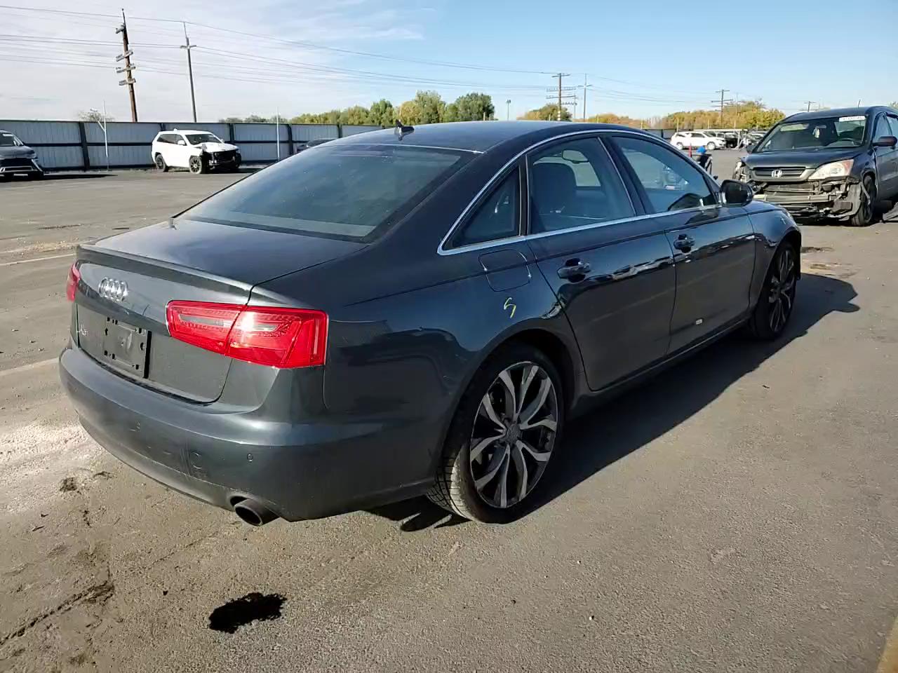 Фото: WAUGFAFC6DN153976