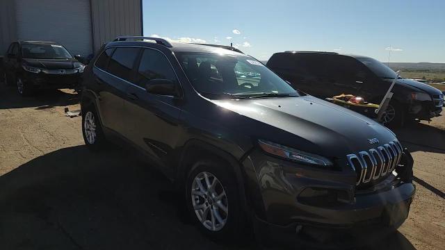 2014 Jeep Cherokee Latitude VIN: 1C4PJLCB2EW139304 Lot: 84626405