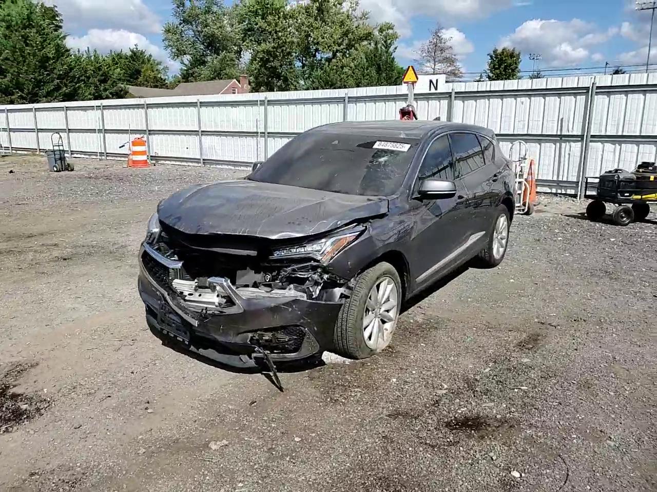 Фото: 5J8TC2H32KL034491