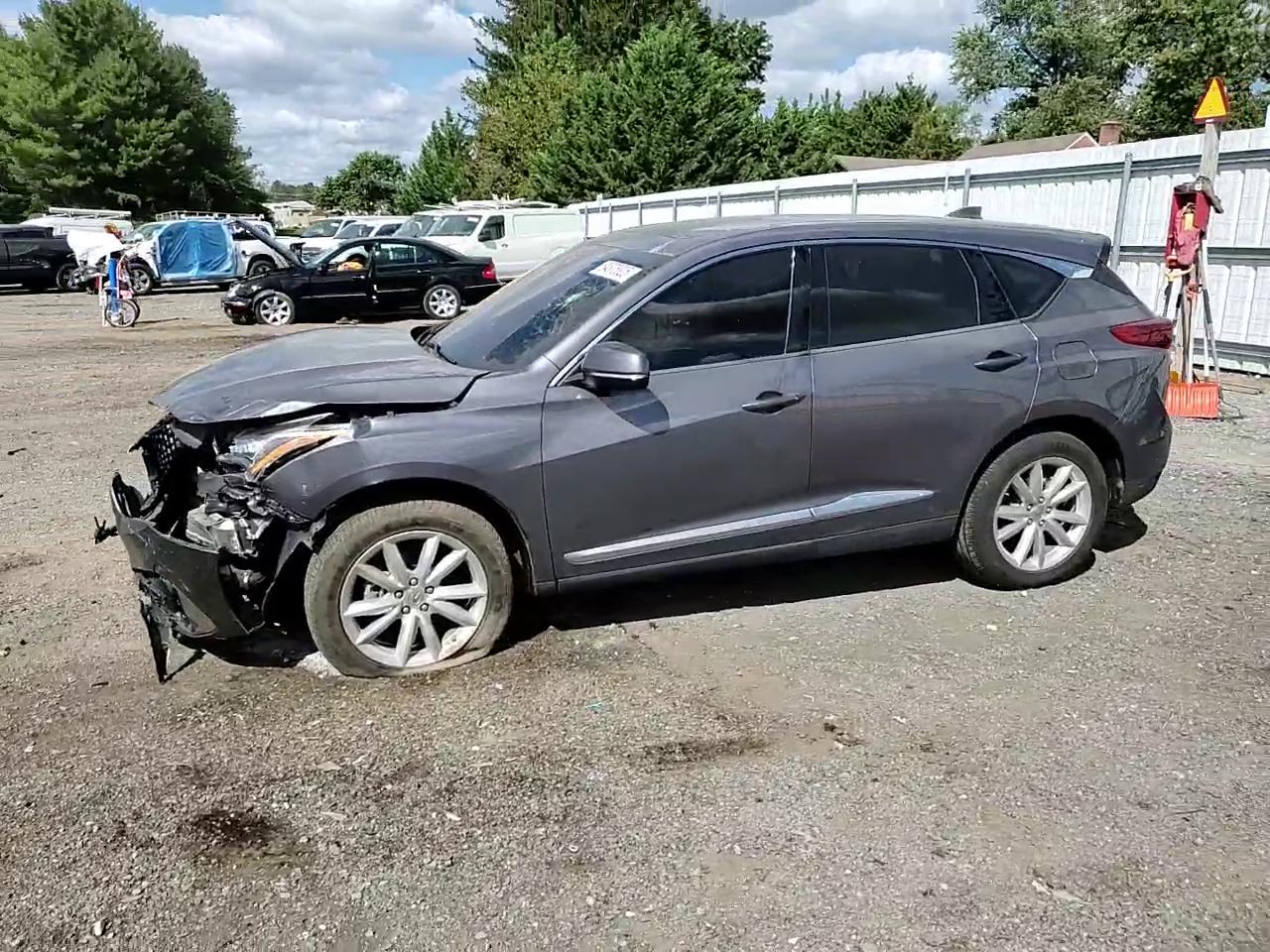 Фото: 5J8TC2H32KL034491