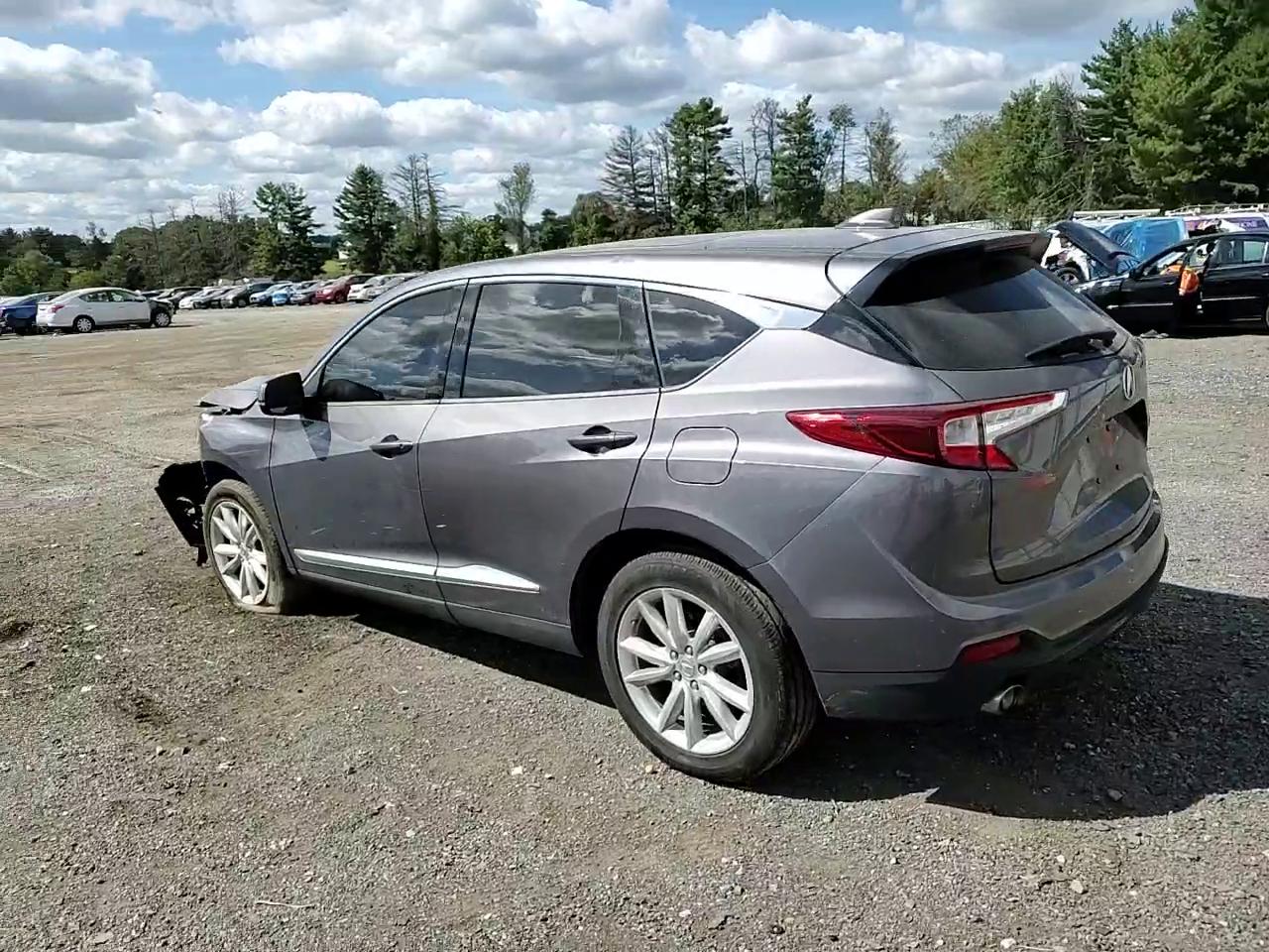 Фото: 5J8TC2H32KL034491