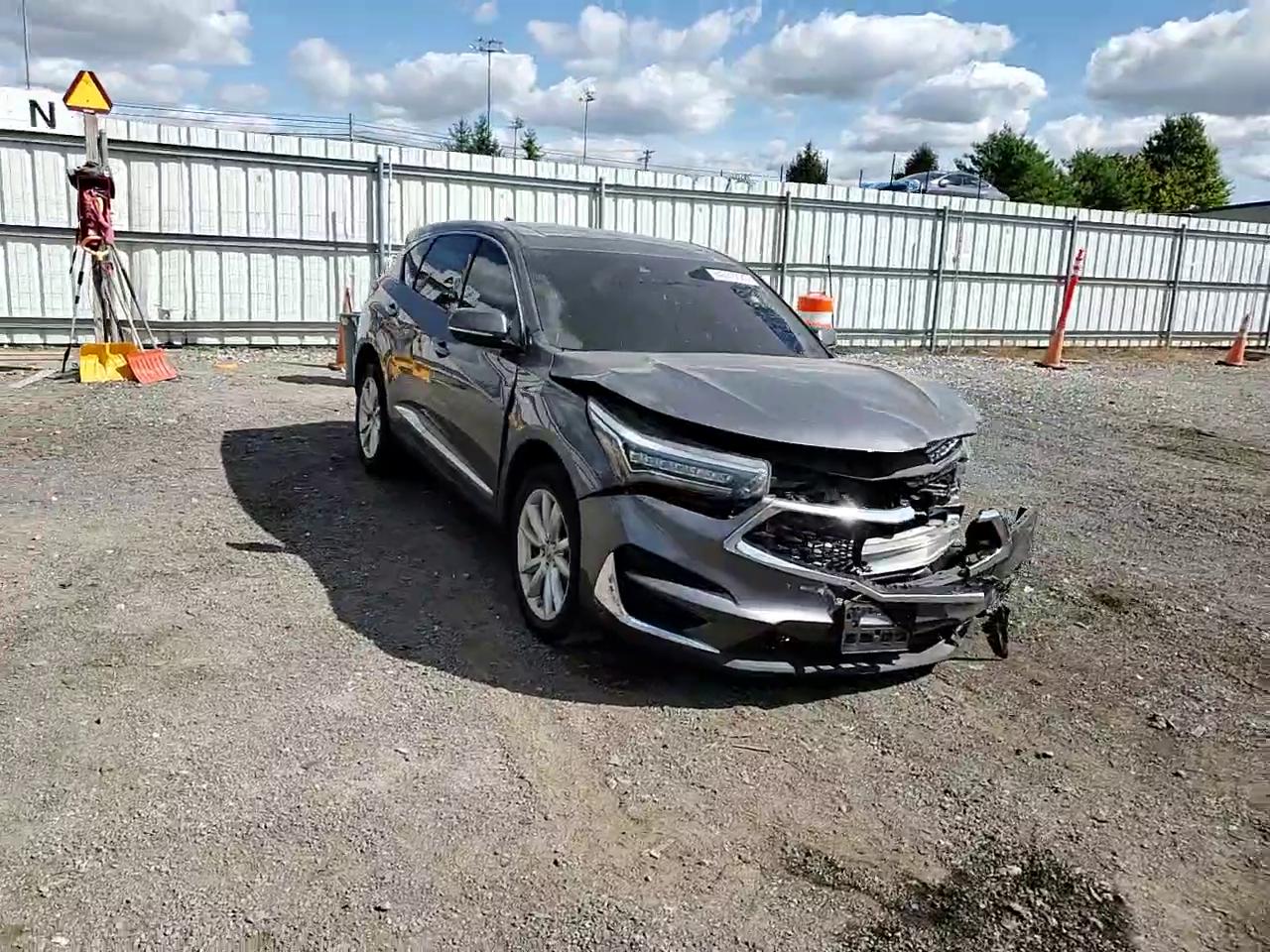 Фото: 5J8TC2H32KL034491