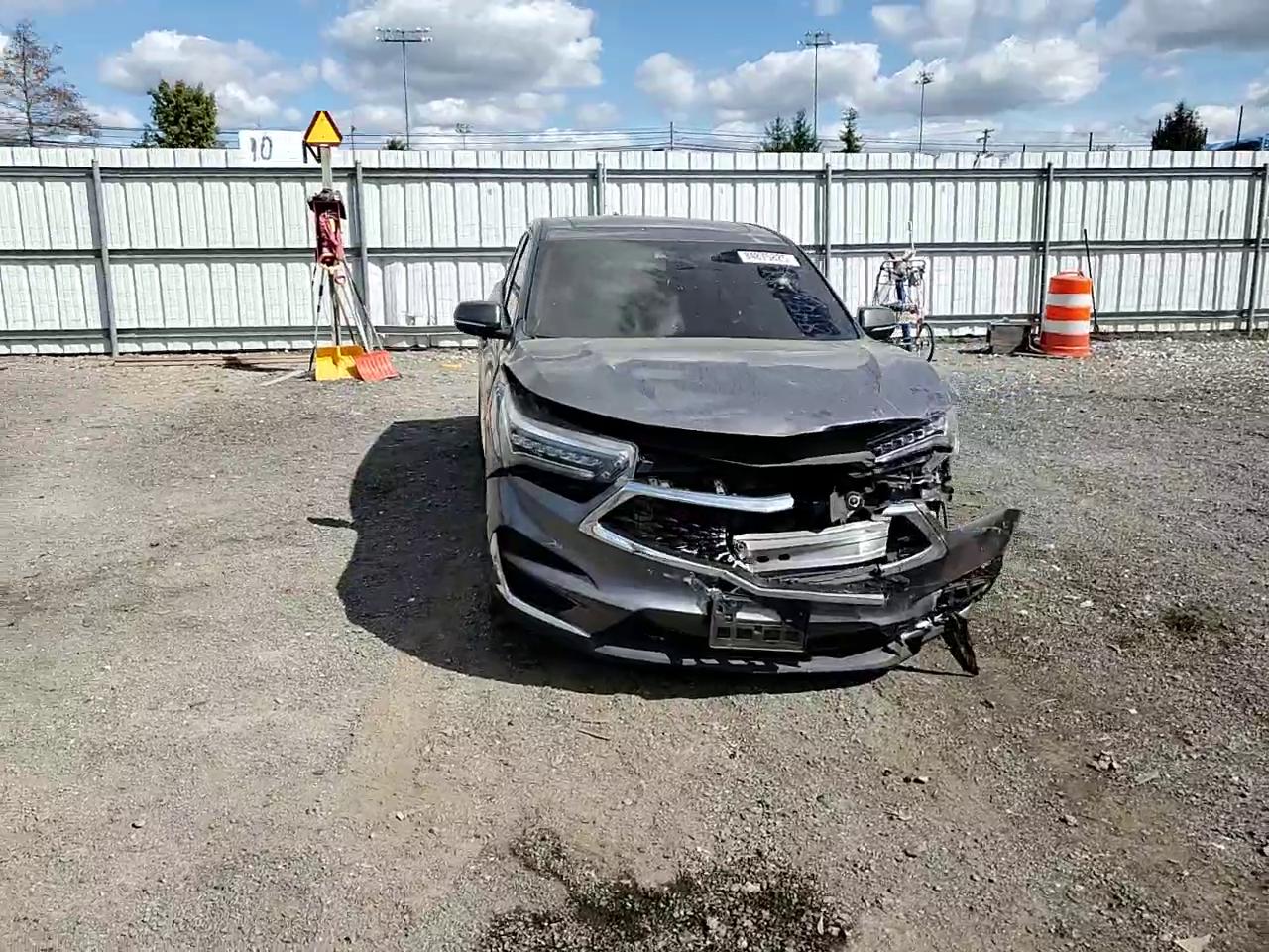 Фото: 5J8TC2H32KL034491