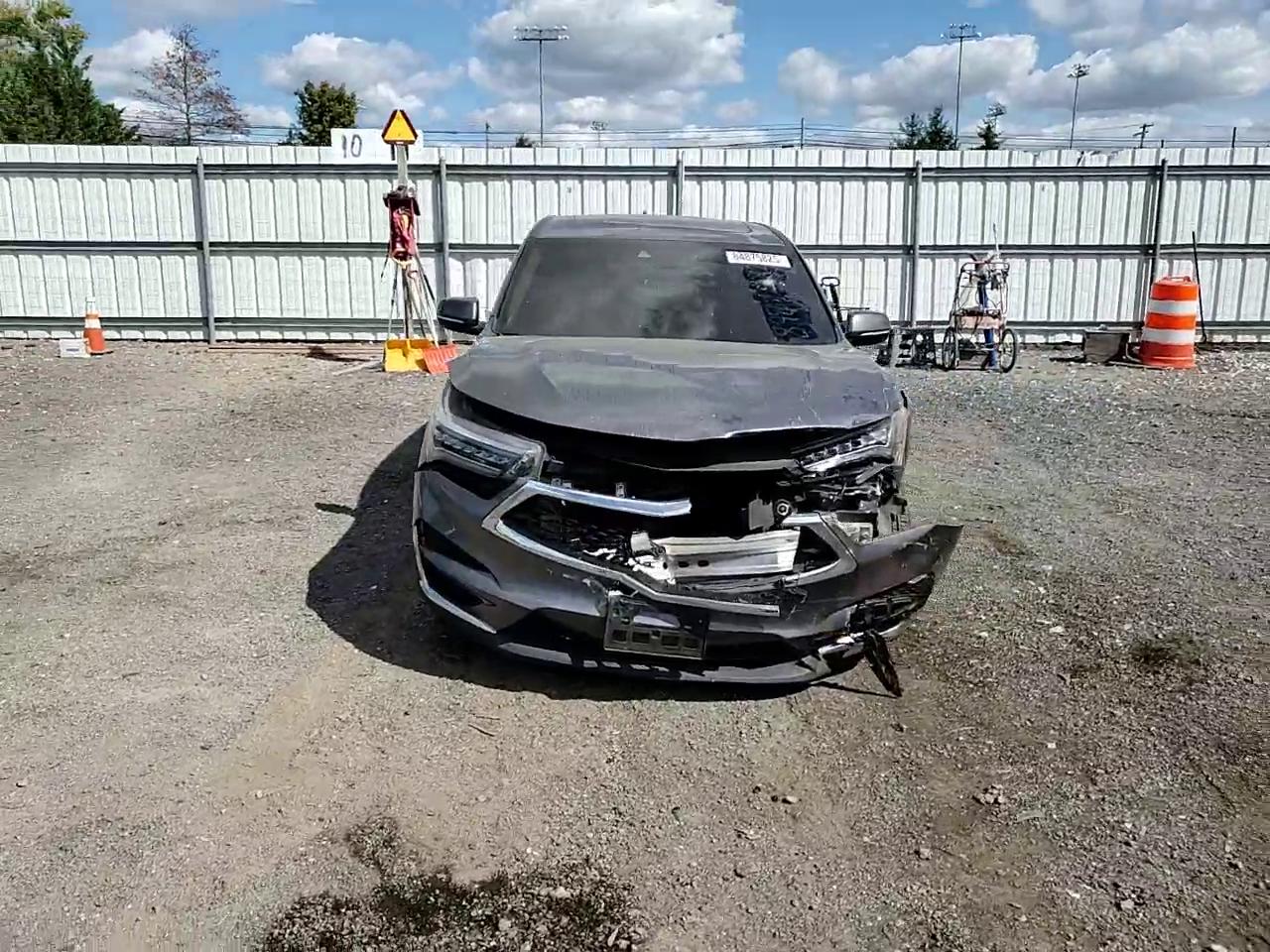 Фото: 5J8TC2H32KL034491