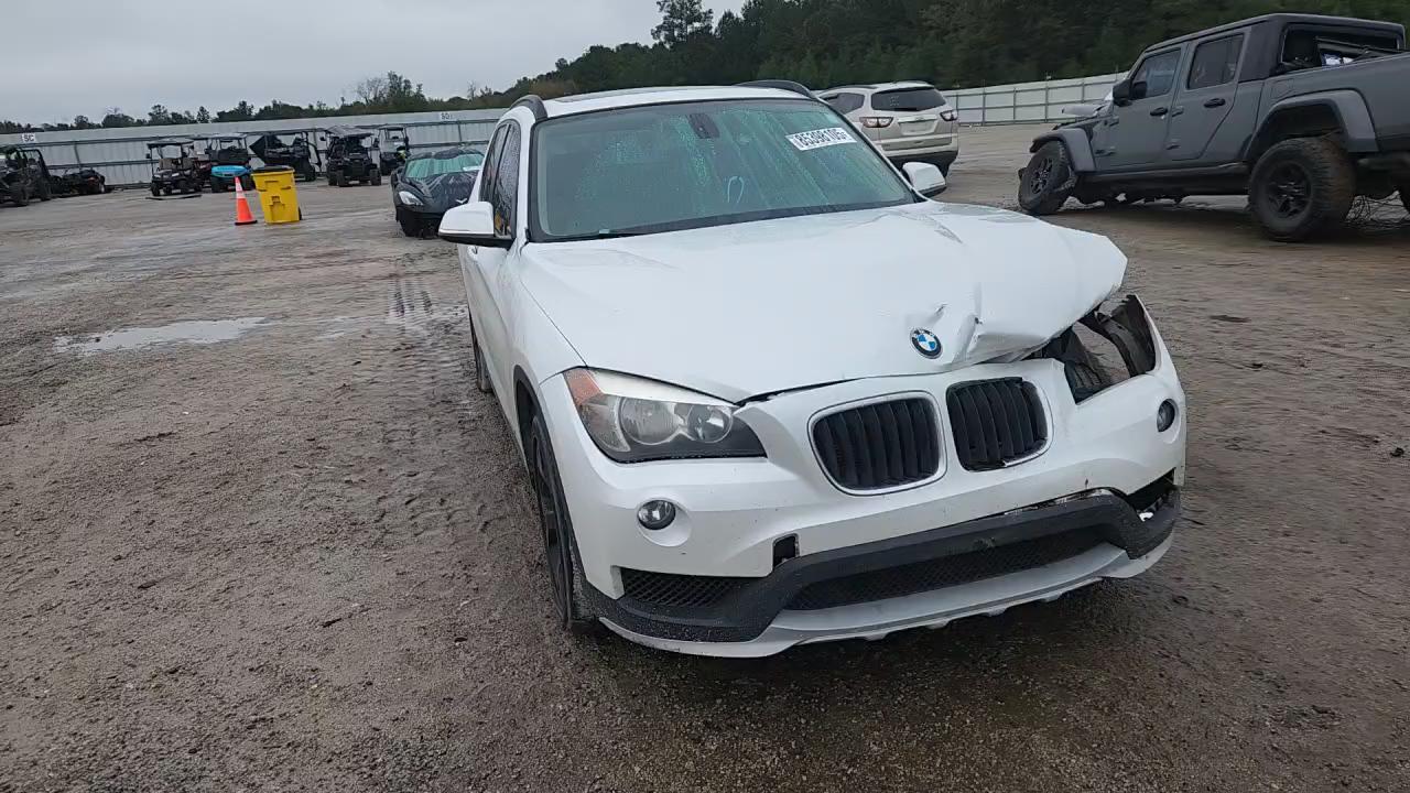 Фото: WBAVM1C52FV316922