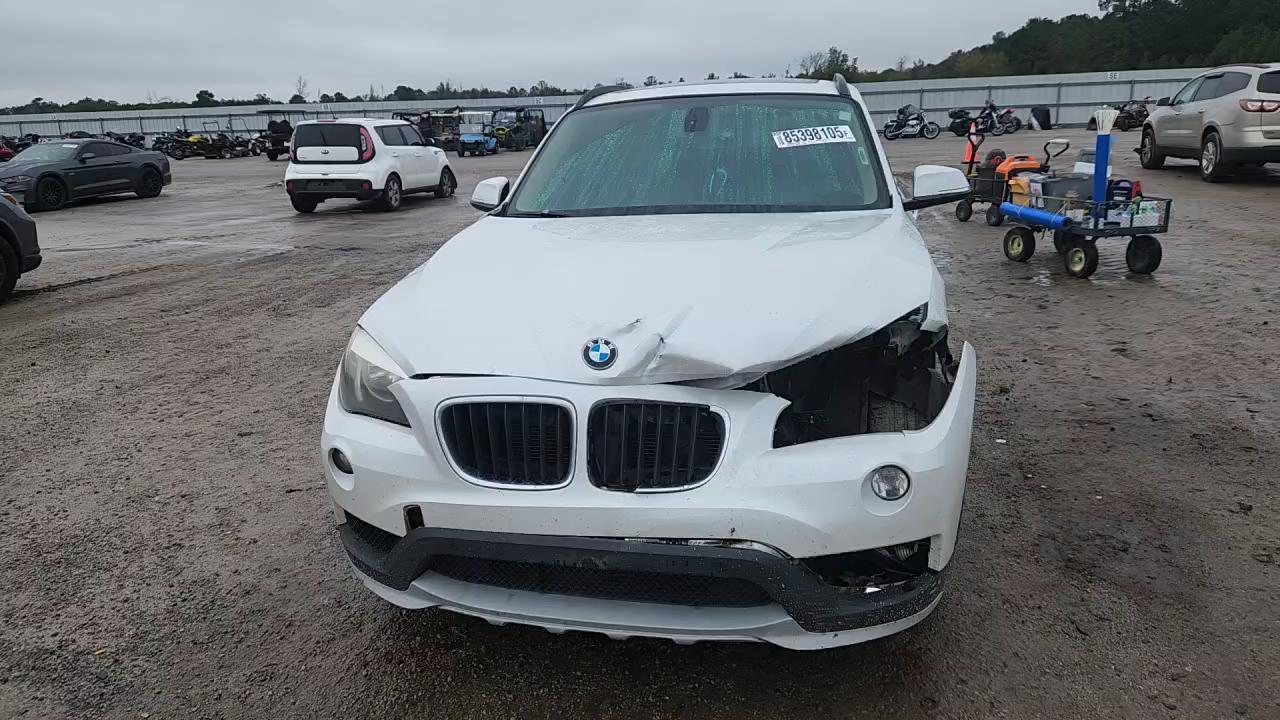 Фото: WBAVM1C52FV316922