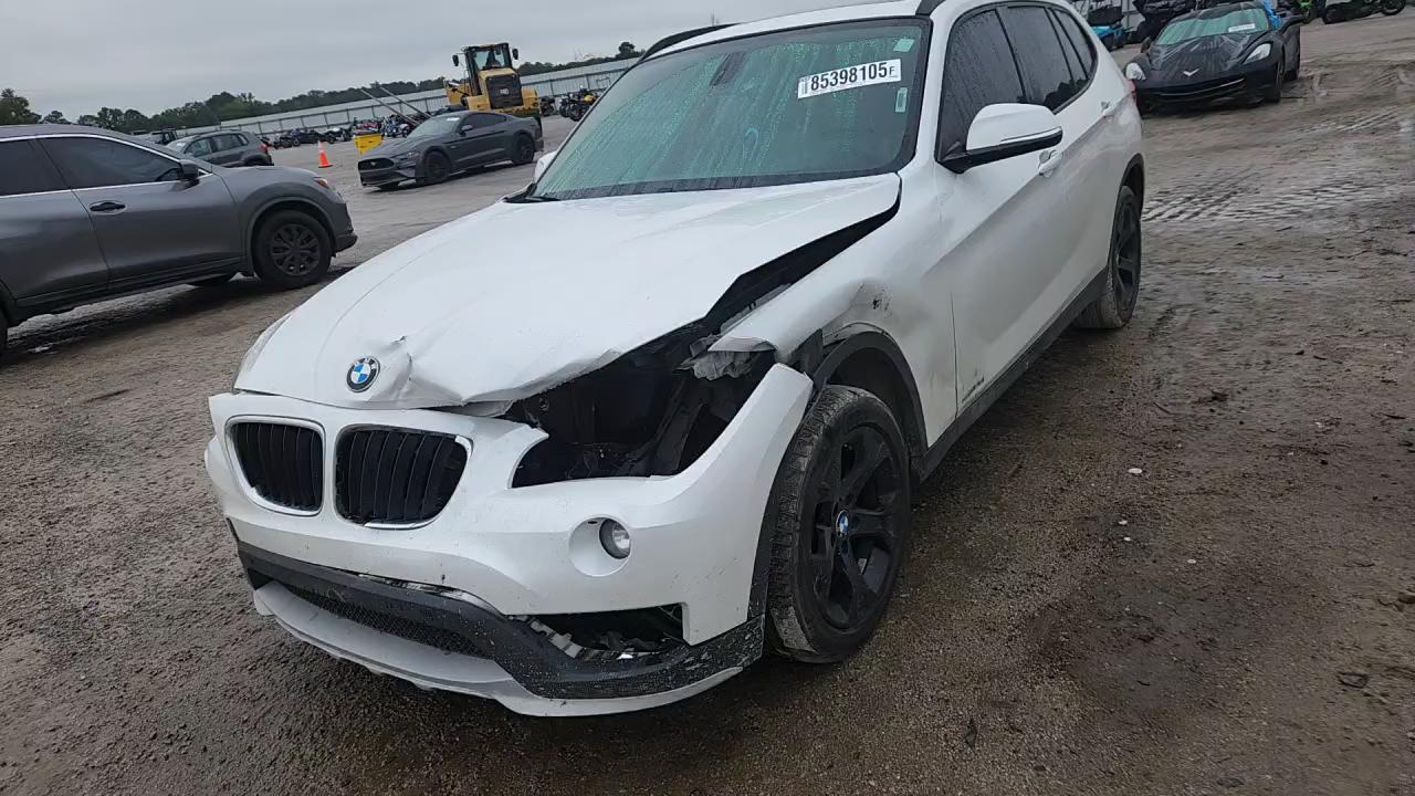 Фото: WBAVM1C52FV316922