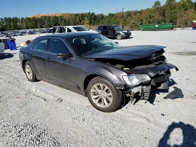 2015 Chrysler 300 Limited VIN: 2C3CCAAG7FH756164 Lot: 82386485