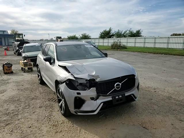 2022 Volvo Xc60 B6 R-Design VIN: YV4062RM9N1071700 Lot: 81974385