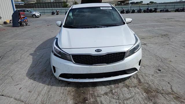 2018 Kia Forte Lx VIN: 3KPFL4A73JE204692 Lot: 86685085