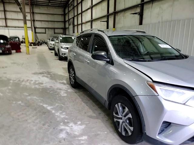 2017 Toyota Rav4 Le VIN: 2T3ZFREV9HW367517 Lot: 89878435