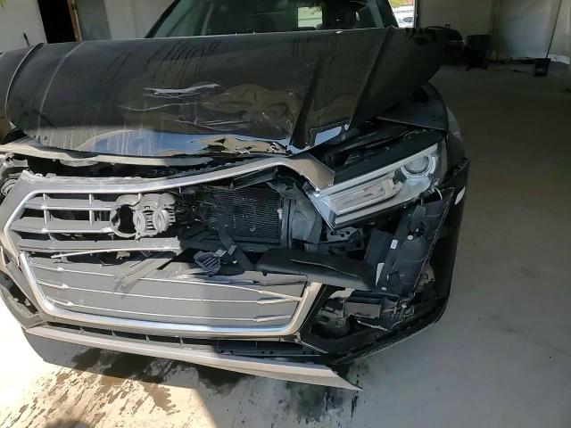 2018 Audi Q5 Premium VIN: WA1ANAFY3J2001779 Lot: 81979145