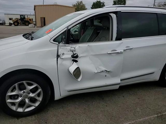 2020 Chrysler Pacifica Limited VIN: 2C4RC1GG4LR285870 Lot: 82645385