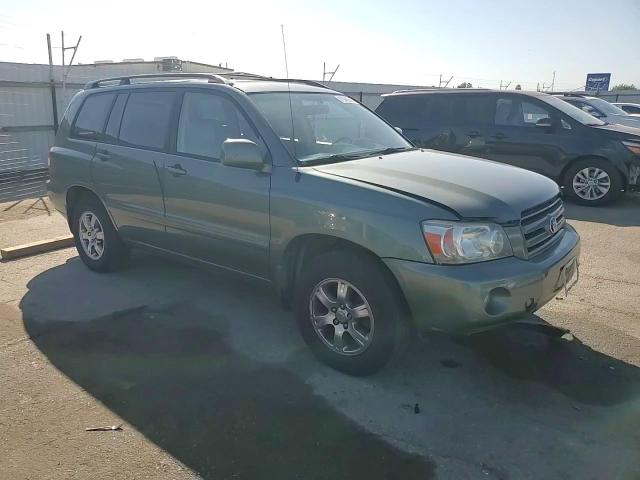 2004 Toyota Highlander VIN: JTEEP21AX40037871 Lot: 81948385