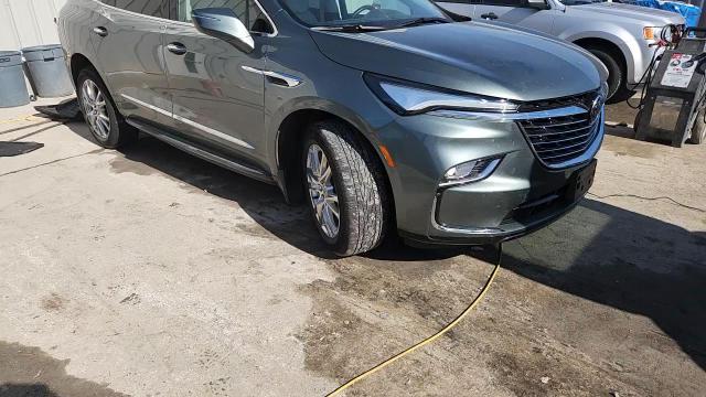 2024 Buick Enclave Essence VIN: 5GAEVAKW4RJ104823 Lot: 89648365