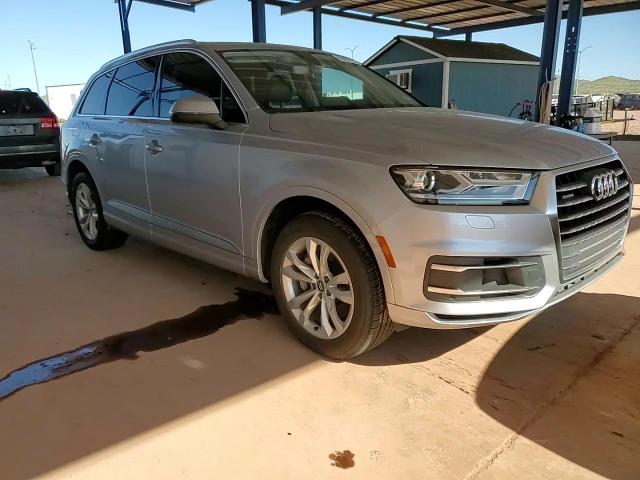 2017 Audi Q7 Premium Plus VIN: WA1LAAF74HD014132 Lot: 90880315
