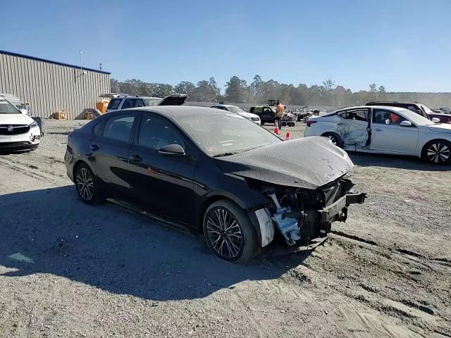 2023 Kia Forte Gt Line VIN: 3KPF54AD0PE532452 Lot: 86885385
