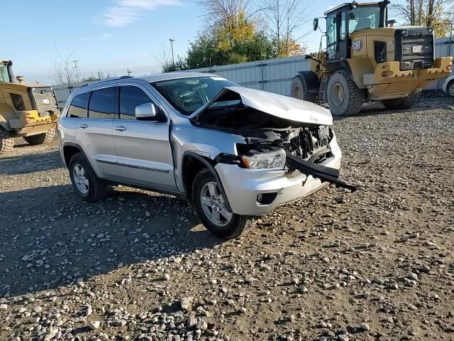 2011 Jeep Grand Cherokee Laredo VIN: 1J4RR4GG1BC550973 Lot: 86527655