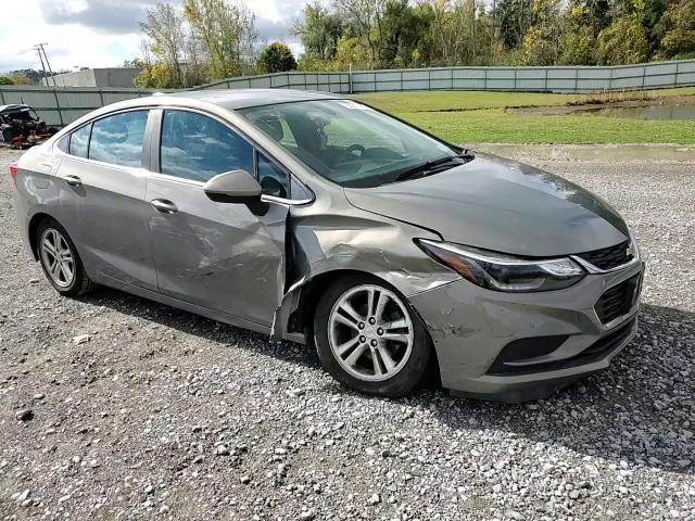 2017 Chevrolet Cruze Lt VIN: 1G1BE5SM2H7160755 Lot: 82277125