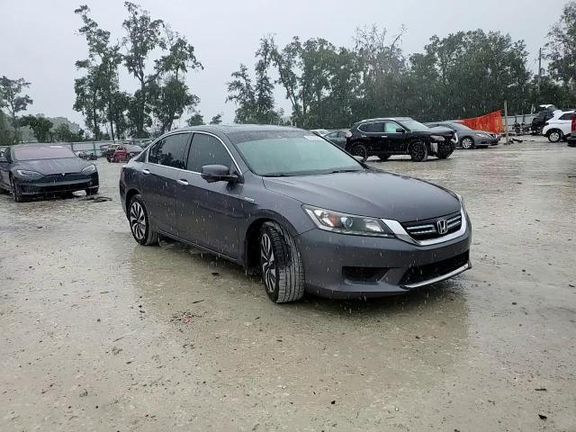 2015 Honda Accord Hybrid Exl VIN: 1HGCR6F52FA014687 Lot: 82352955