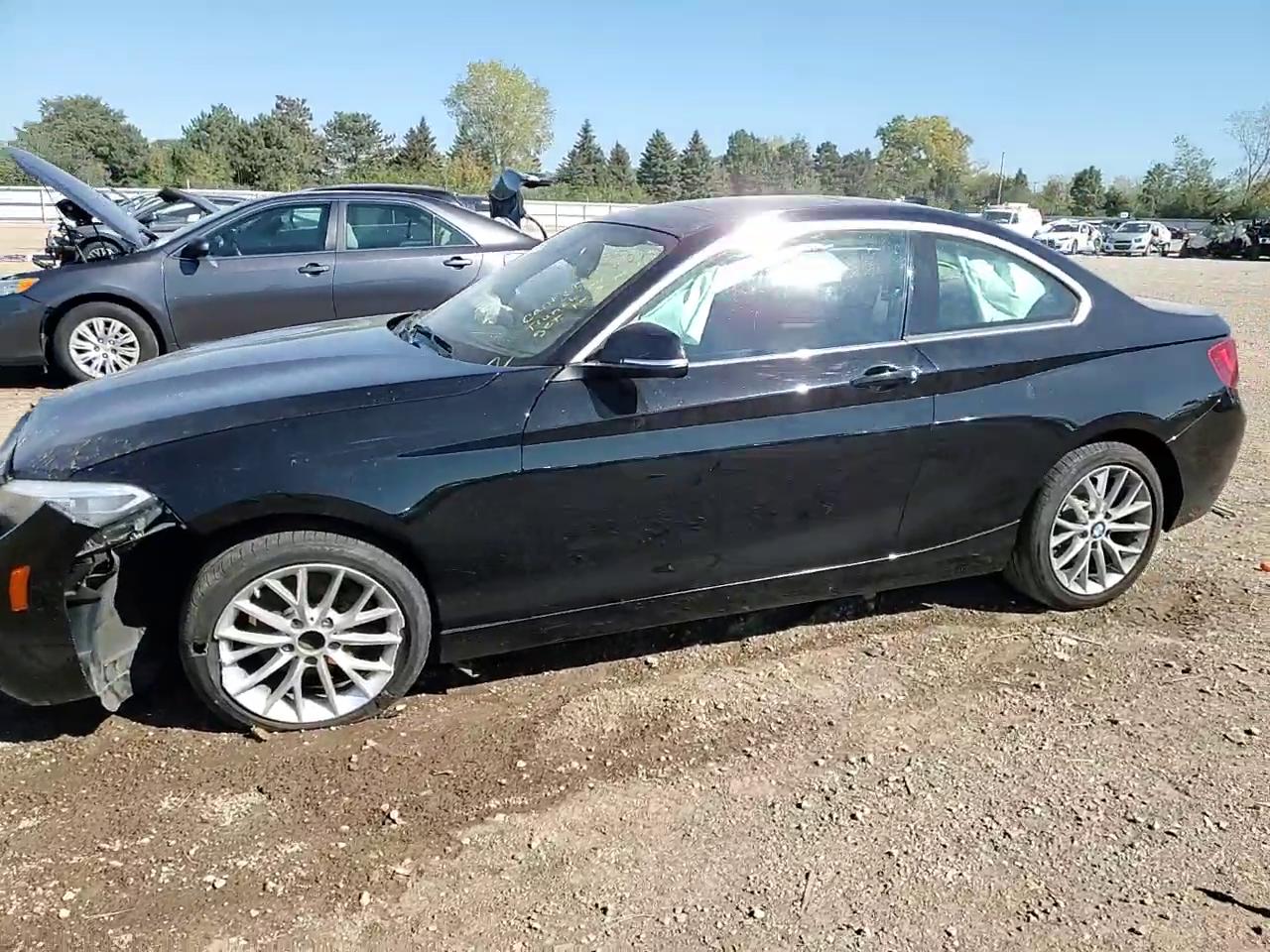 Фото: WBA1G9C59GVX97161