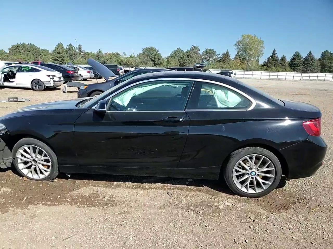 Фото: WBA1G9C59GVX97161