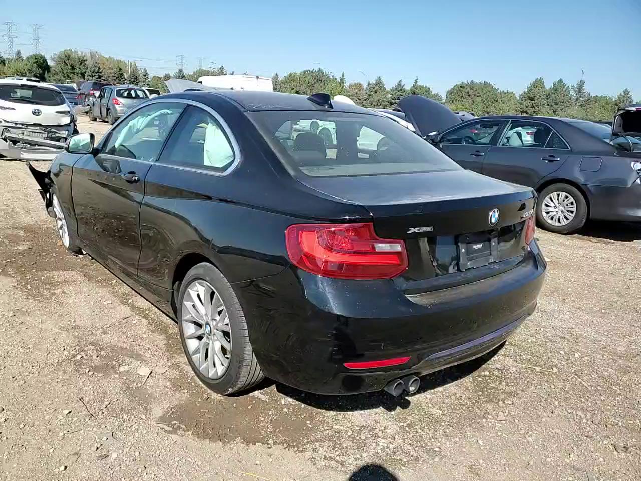 Фото: WBA1G9C59GVX97161