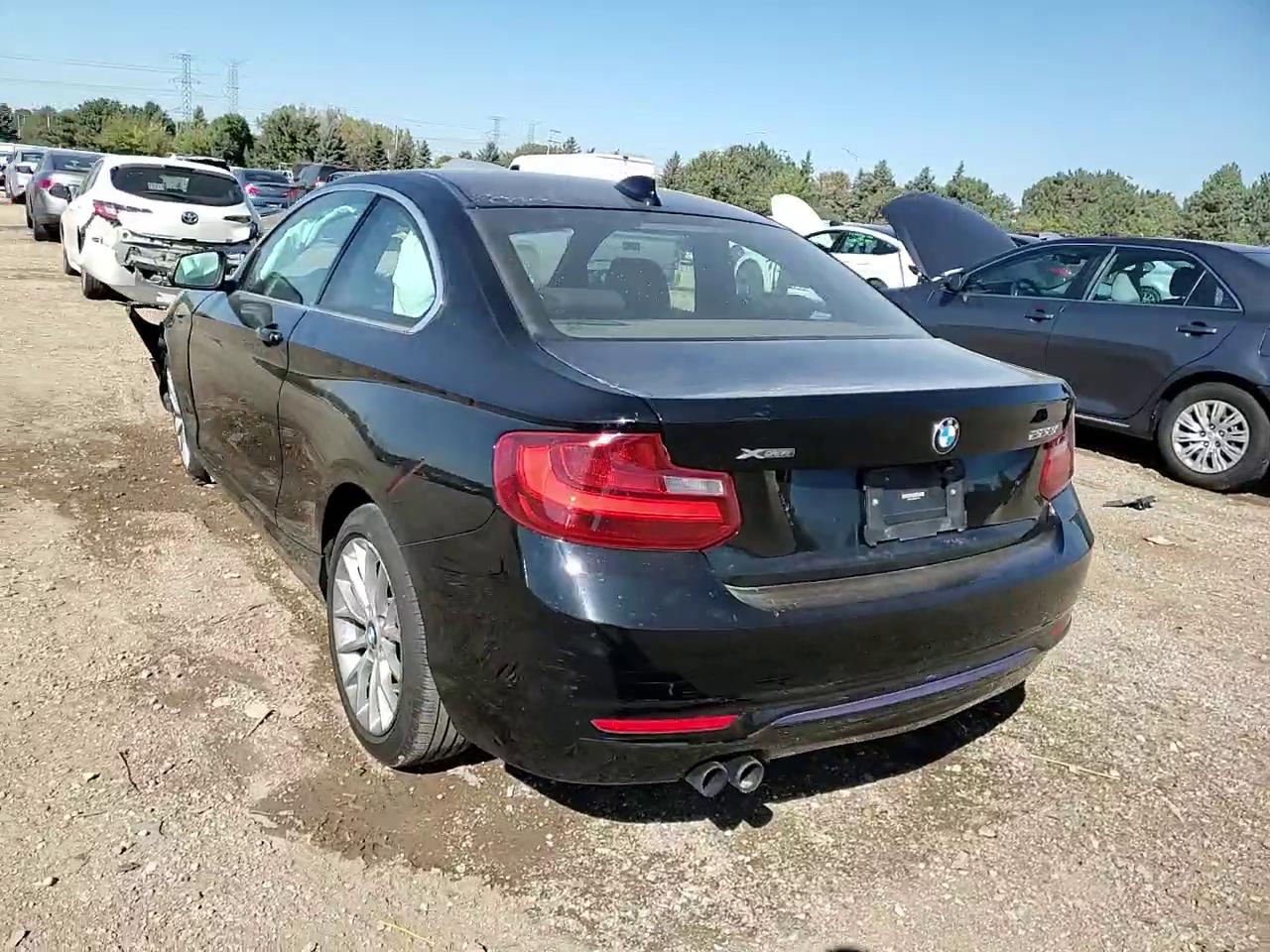 Фото: WBA1G9C59GVX97161