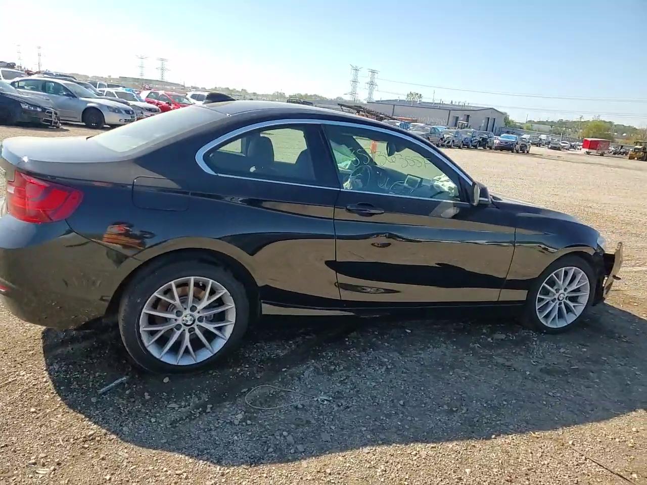 Фото: WBA1G9C59GVX97161