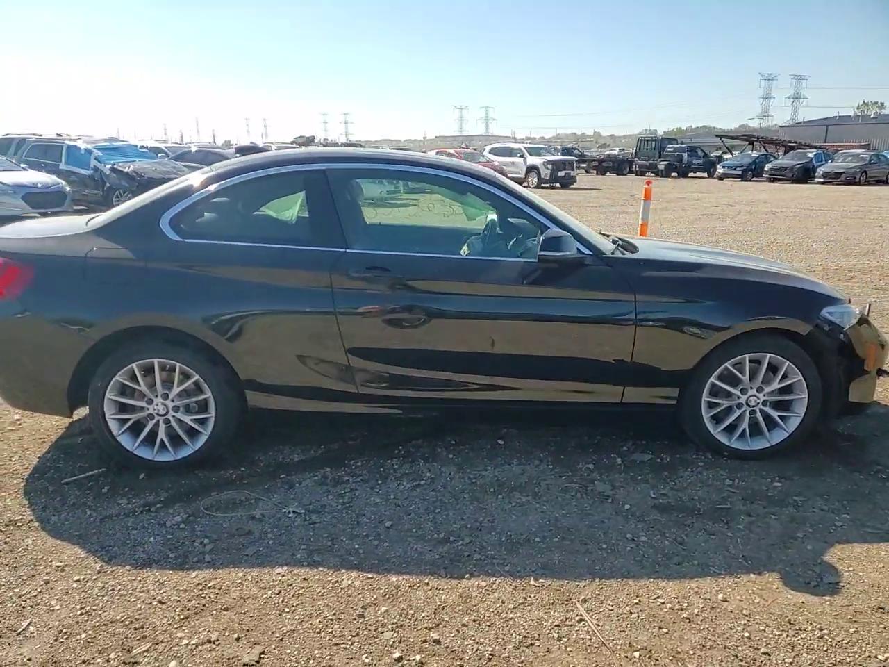 Фото: WBA1G9C59GVX97161