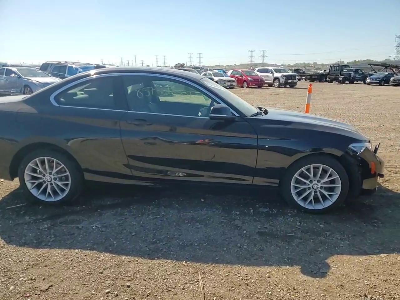 Фото: WBA1G9C59GVX97161