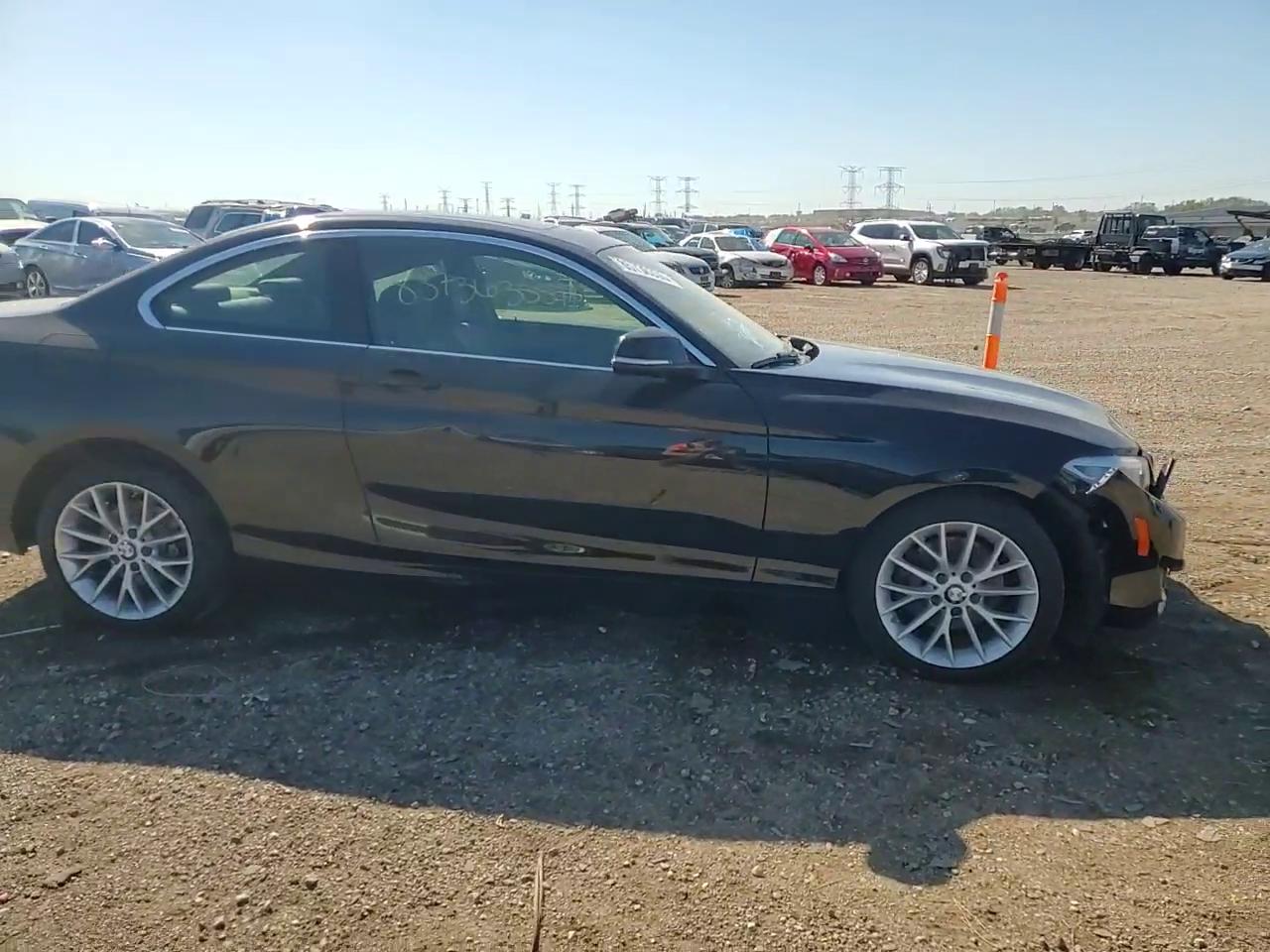 Фото: WBA1G9C59GVX97161