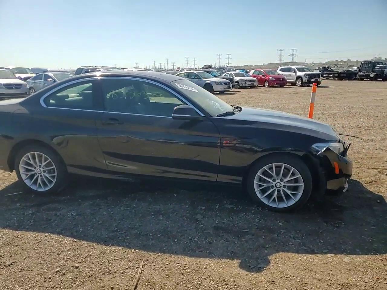 Фото: WBA1G9C59GVX97161