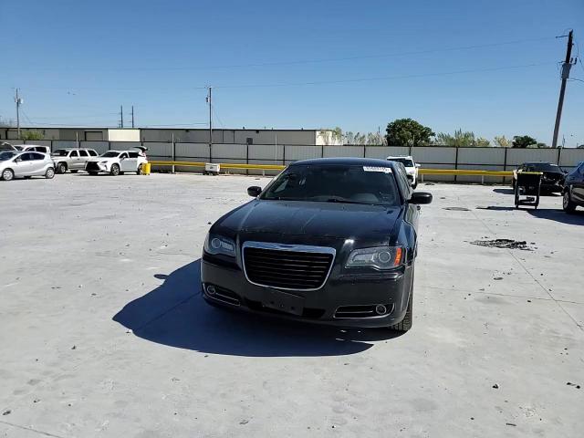 2013 Chrysler 300 S VIN: 2C3CCABG8DH586425 Lot: 82609745