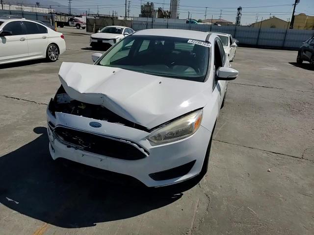 2015 Ford Focus Se VIN: 1FADP3F20FL379733 Lot: 82286165