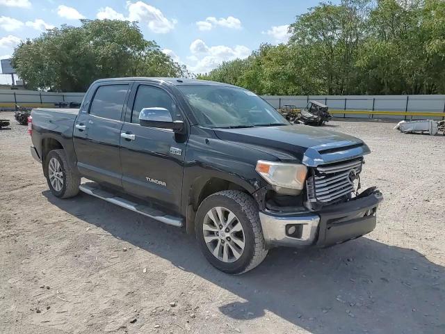 2017 Toyota Tundra Crewmax Limited VIN: 5TFHW5F13HX618933 Lot: 82384435