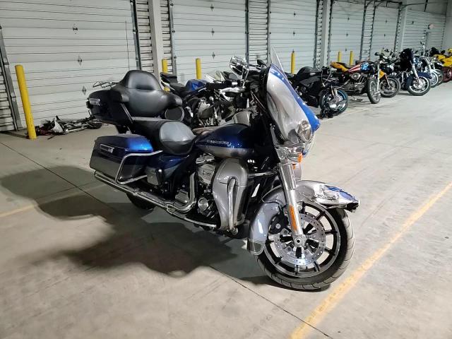 2017 Harley-Davidson Flhtkl Ultra Limited Low VIN: 1HD1KKD12HB647916 Lot: 84777055