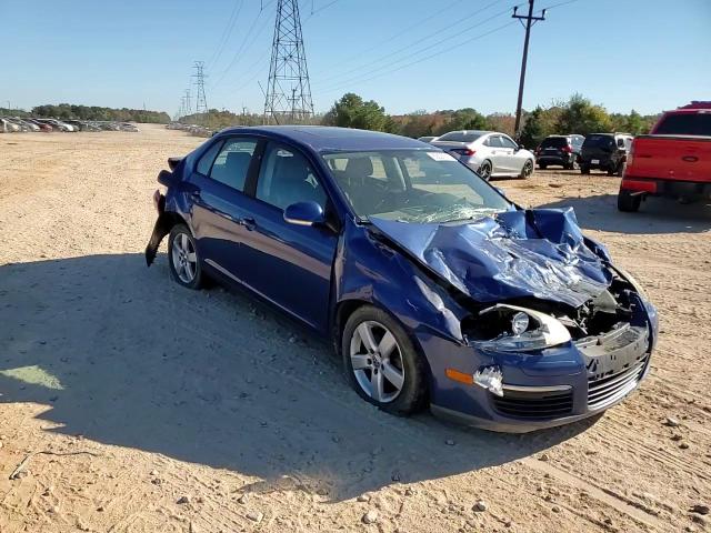 2008 Volkswagen Jetta S VIN: 3VWHM71K28M019011 Lot: 82537815