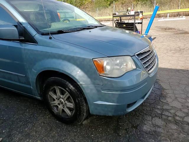 2010 Chrysler Town & Country Touring VIN: 2A4RR5D11AR441120 Lot: 86164615
