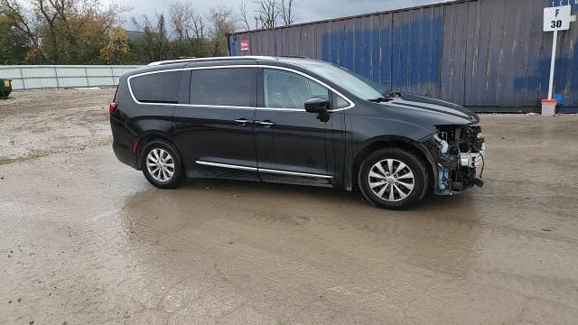 2018 Chrysler Pacifica Touring L VIN: 2C4RC1BG3JR128237 Lot: 87391365