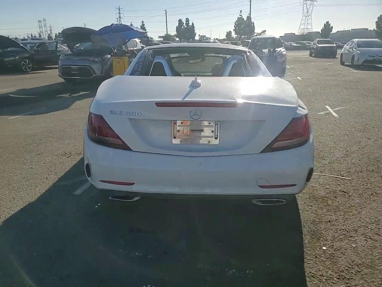 Фото: WDDPK3JA8JF150380