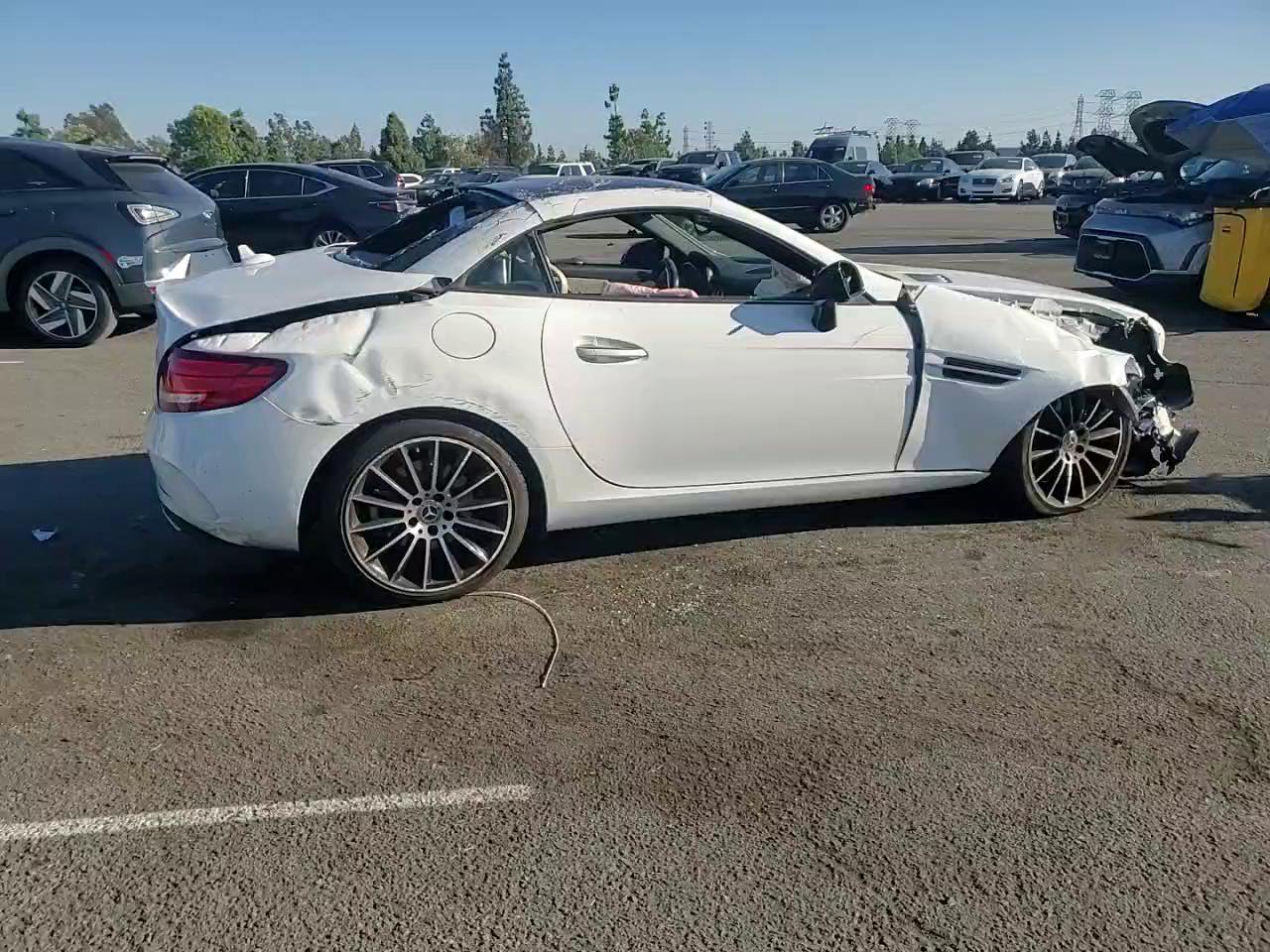 Фото: WDDPK3JA8JF150380